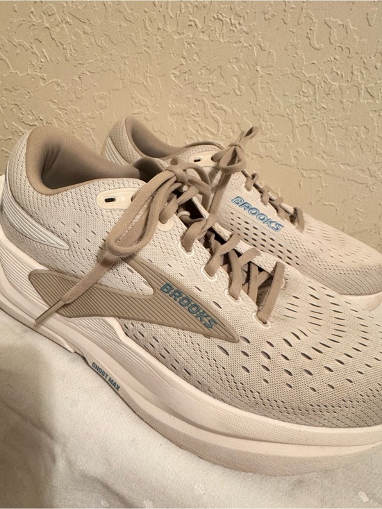 Brooks Shoes - Brooks Women's Ghost Max 3 - Extra Wide
